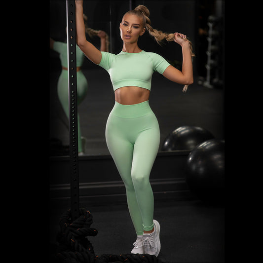 Knitted Solid Fitness